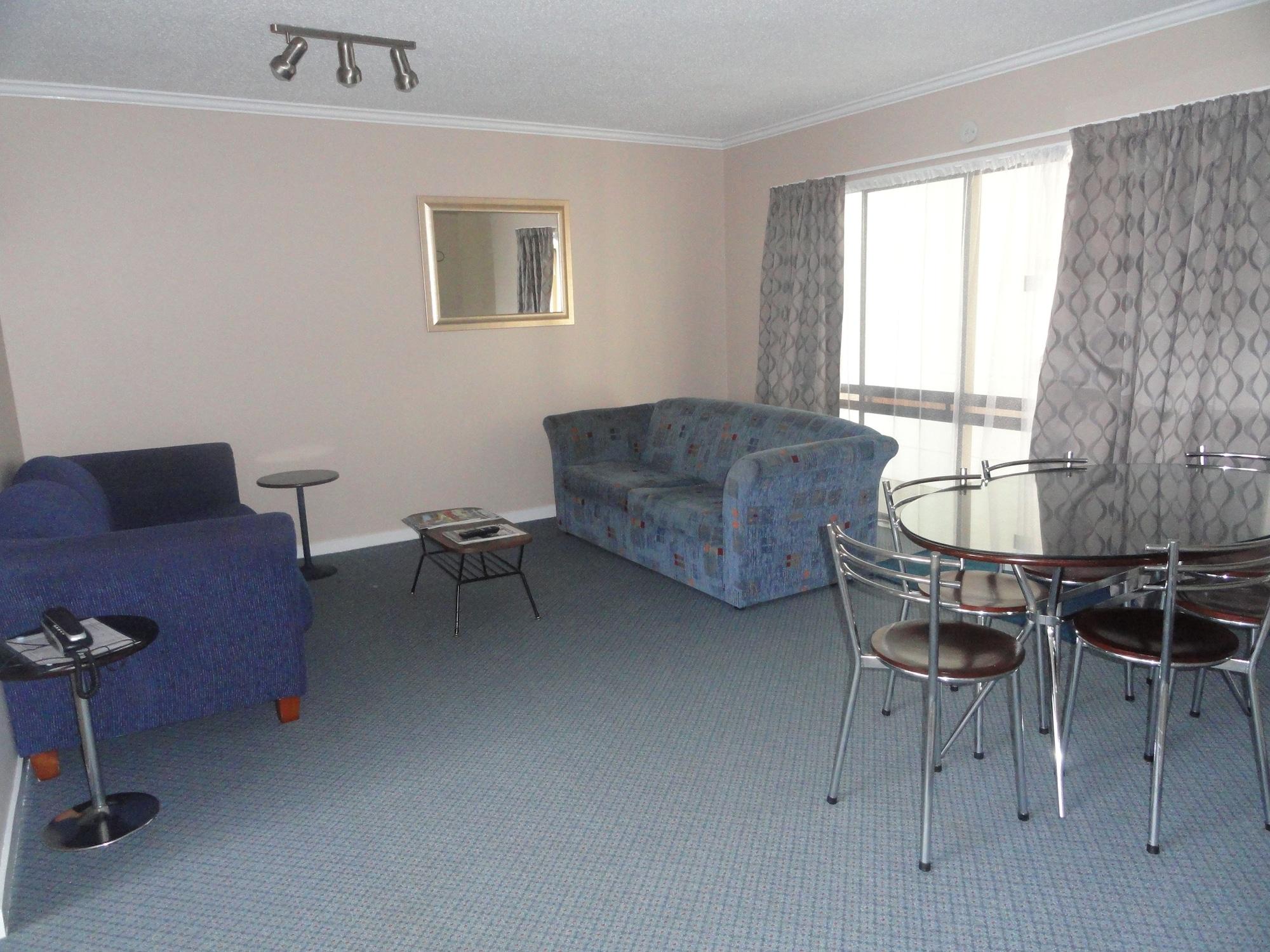 Hawks Inn Motel Upper Hutt Exterior foto